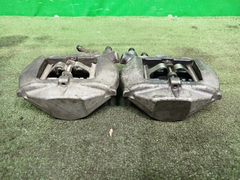 Суппорта Toyota Celsior 2000-2006 4775050150