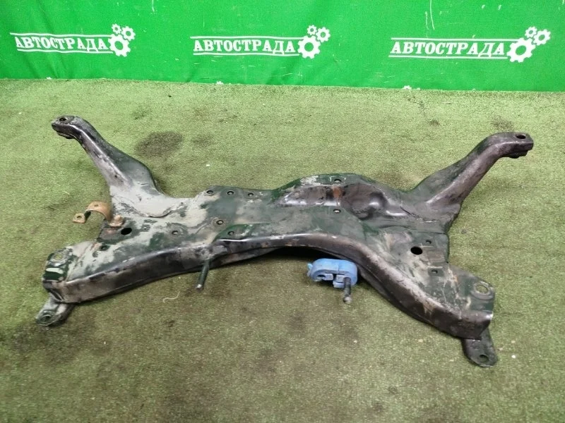 Подрамник Mitsubishi Lancer 9 2000-2010 MR510285