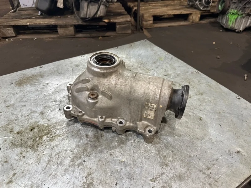 Редуктор Lexus Ls460 2007-2017 4111050310, передний