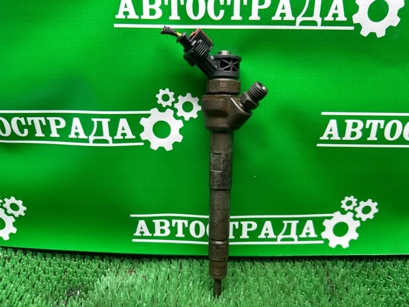 Форсунка топливная Land Rover LR073710