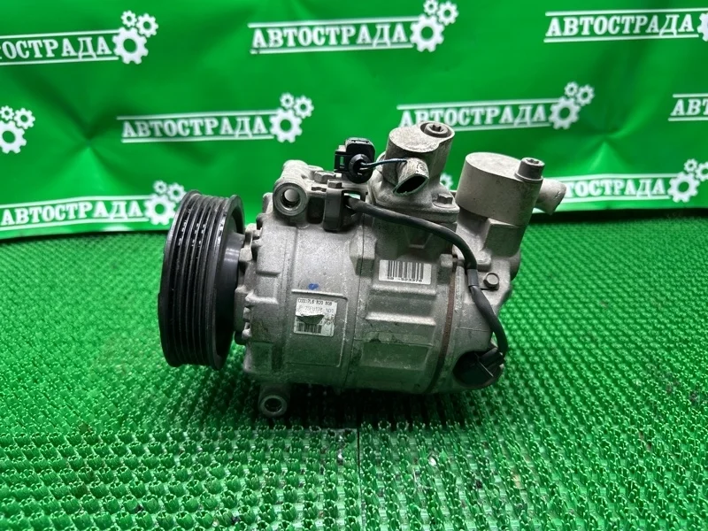 Компрессор кондиционера Volkswagen 7L6820808