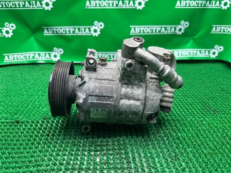 Компрессор кондиционера Volkswagen 1K0820803N