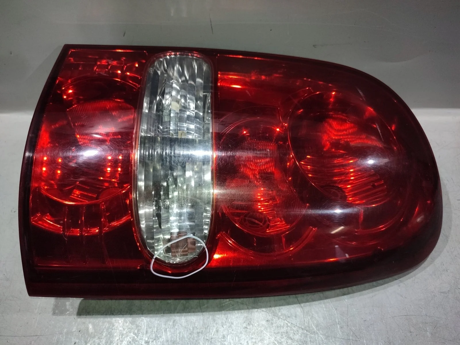 Фонарь SsangYong Rexton 2009 Y250