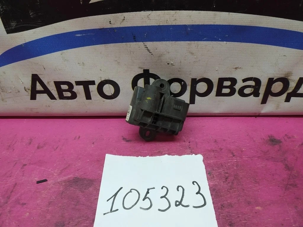 Блок реле свечей накала W204 W212 W906 A6519005502