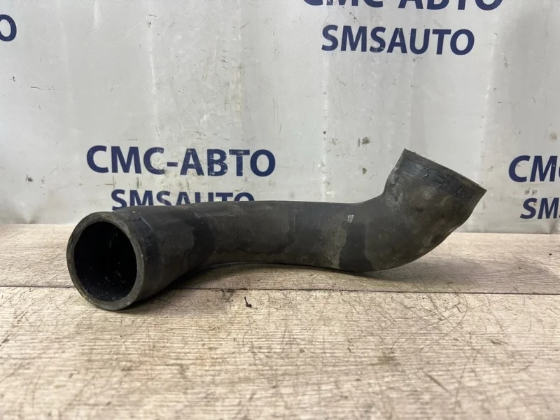 Патрубок интеркулера Volvo Xc90 2006 31261369 ХС90 2.5 B5254T2