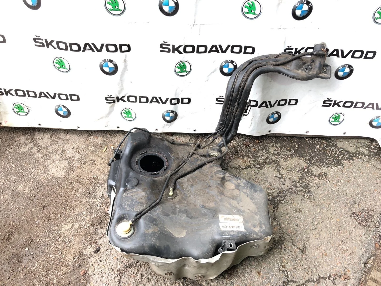 Бензобак Skoda Octavia 1K0201060GL A5 (1Z)