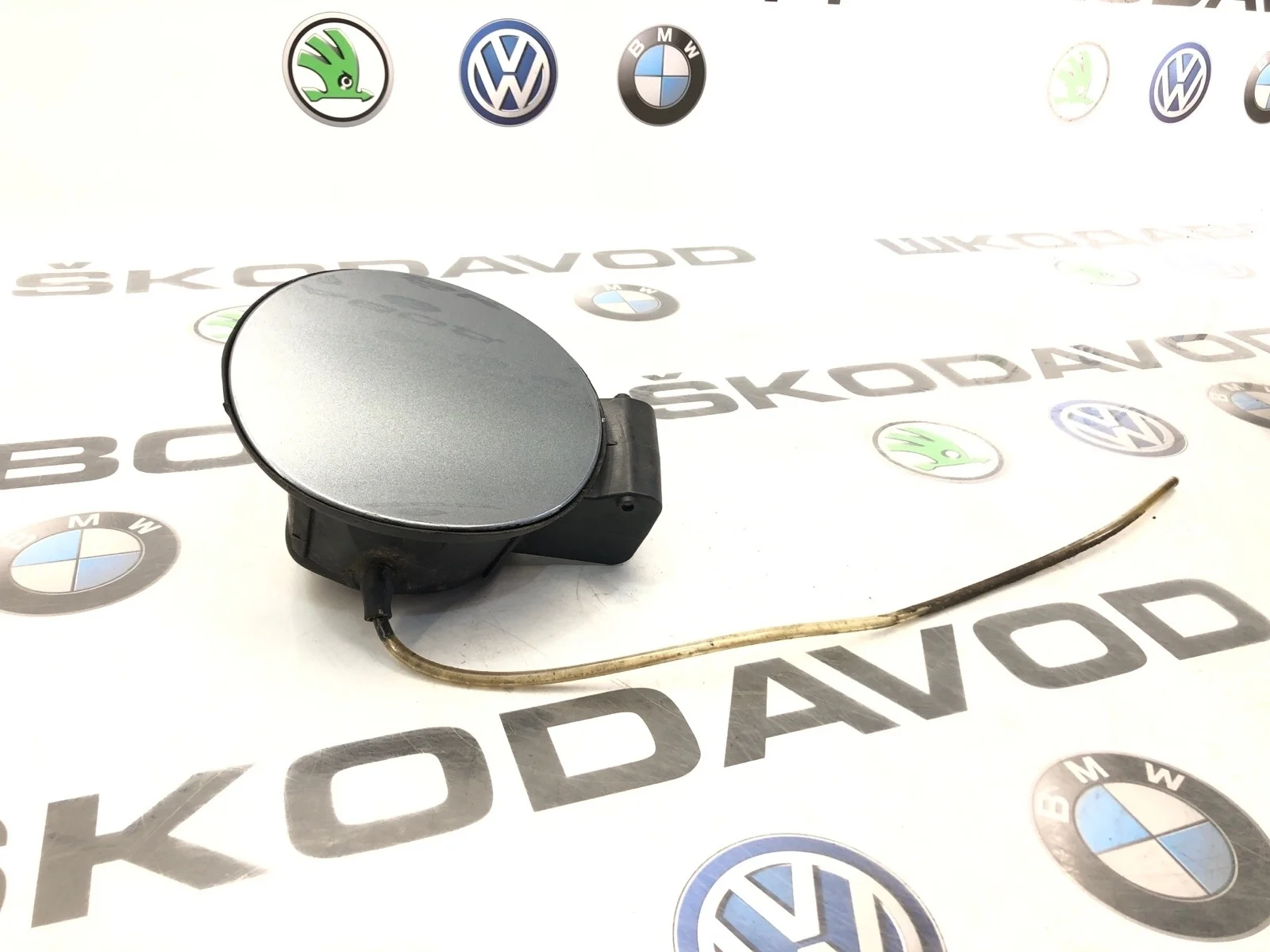 Лючок бензобака Skoda Yeti 2010 5L6809857GRU 5L 2.0 CFHF