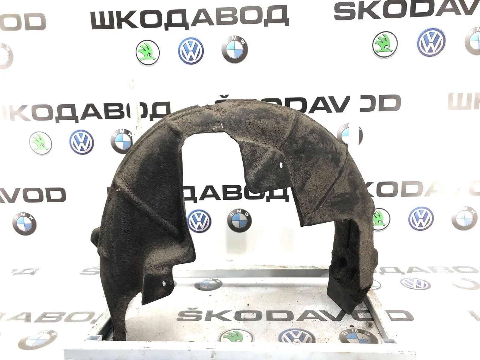 Подкрылок Skoda Octavia 2015 5E0810969A A7 (5E) 2.0 CKFC, задний левый