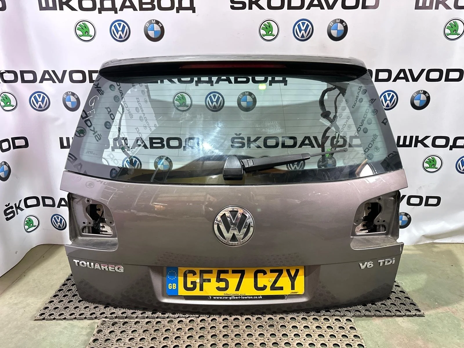 Крышка багажника Volkswagen Touareg 2007 7L6827025AS 1 GP РЕСТАЙЛИНГ 3.0 BKS