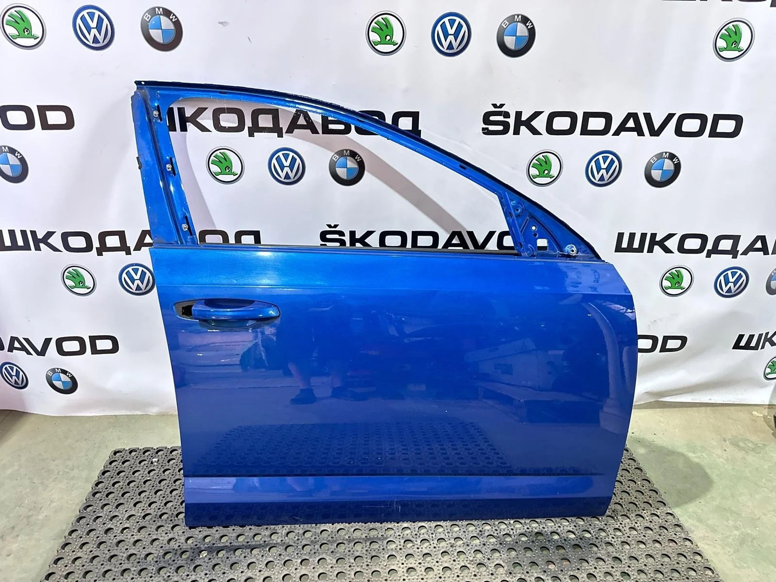 Дверь Skoda Octavia Rs 2014 5E0831052A A7 (5E), передняя правая