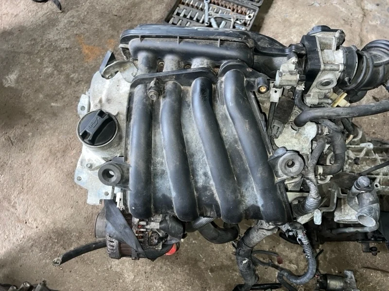 Двигатель Nissan Note 2011 E11