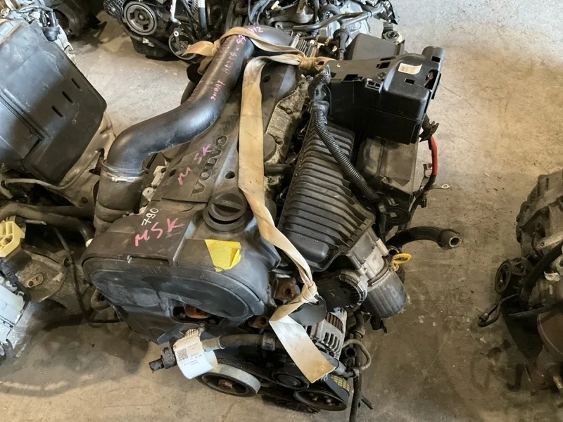Двигатель Volvo V70 36000058 3 2.5