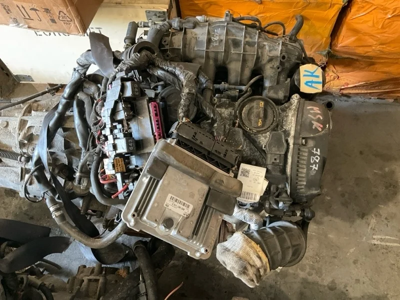 Двигатель Audi A4 06H100032E B8 2.0