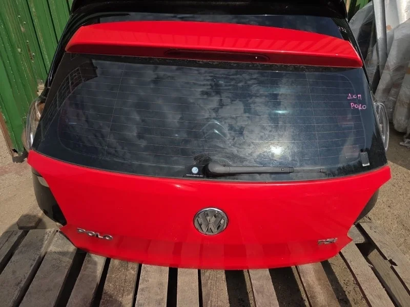 Крышка багажника Volkswagen Polo 2012 6R6827025C 5