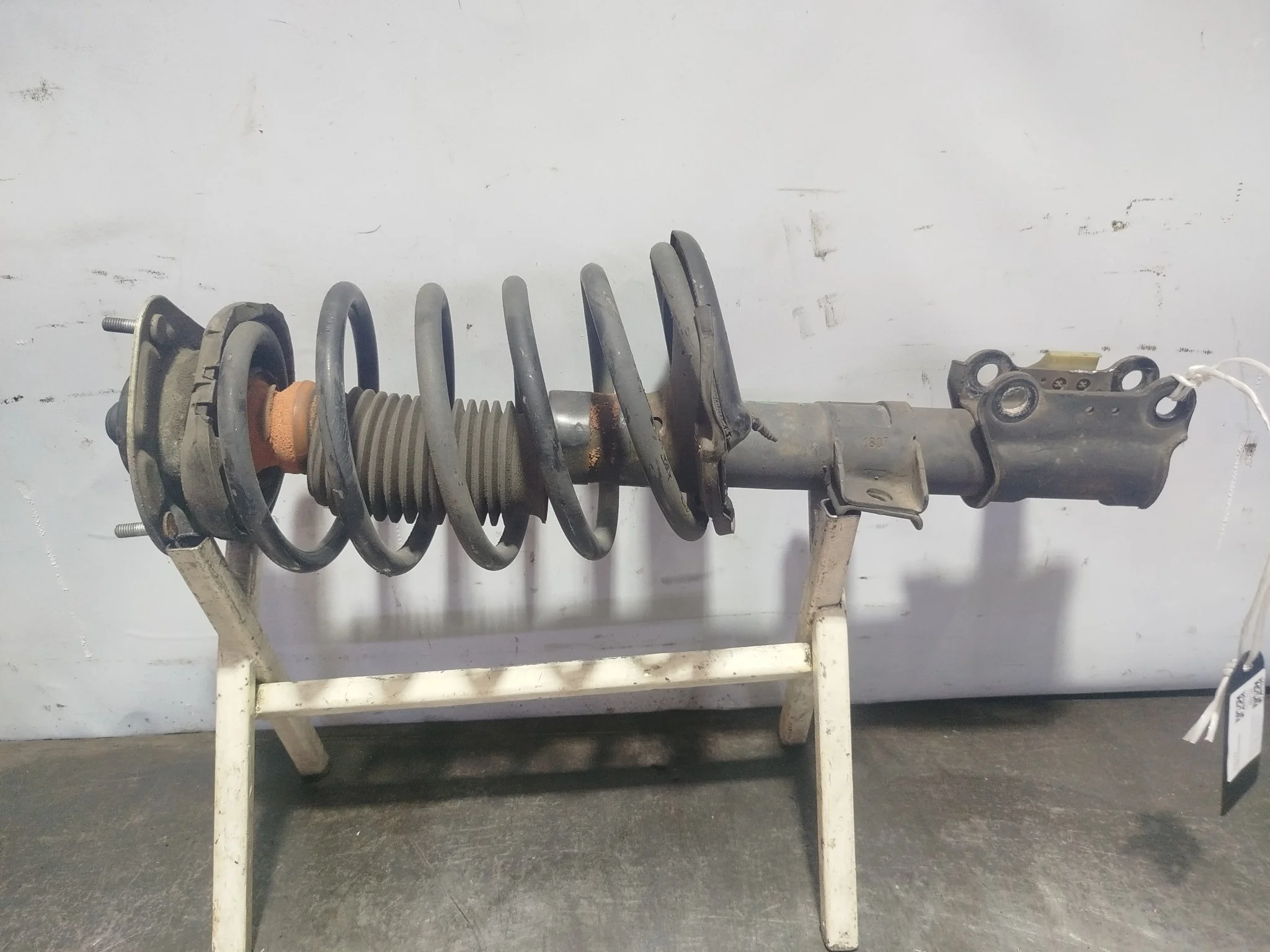 СТОЙКА ХОДОВКИ VOLVO S60 S70 S80 V70 LS RH RS SJ SW TS ПЕРЕДНЯЯ ЛЕВАЯ ПРАВАЯ 8667248 2WD 4WD KB424(2)