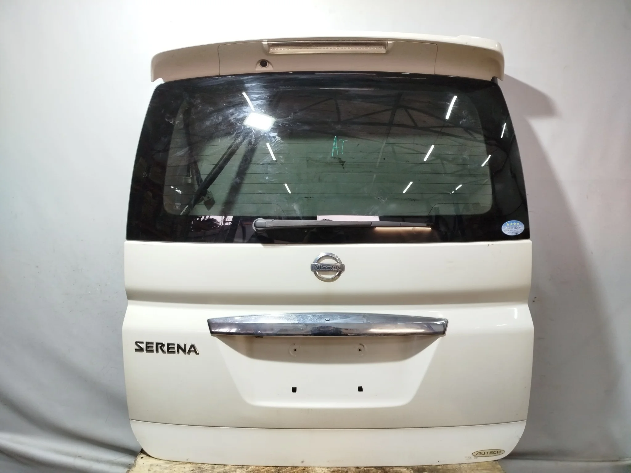 ДВЕРЬ ЗАДНЯЯ NISSAN SUZUKI LANDY SERENA C25 CC25 CNC25 NC25 SC25 SNC25 K010MCY0MA белый, QX1 XA6430