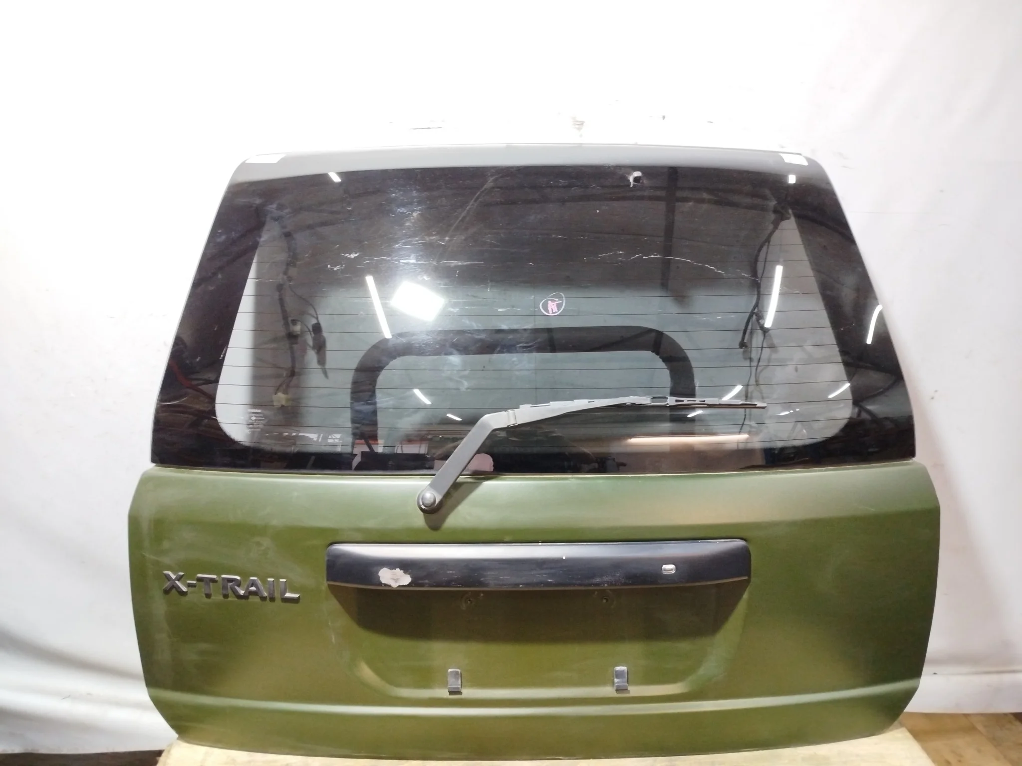 ДВЕРЬ ЗАДНЯЯ NISSAN X-TRAIL NT30 PNT30 T30 K01008H3MM зеленый XE309