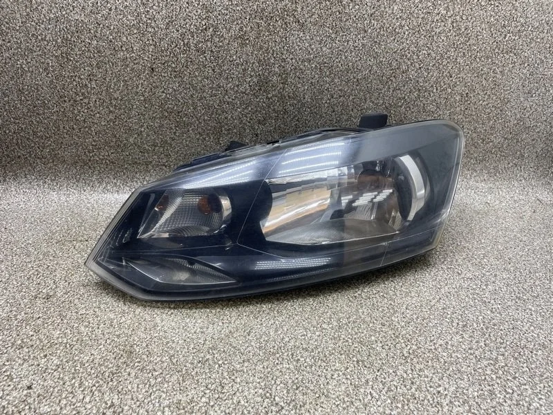 Фара Volkswagen Polo 2012 6RU941015, передняя левая