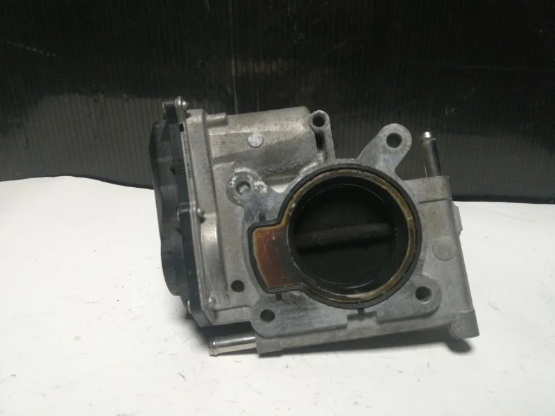 Дроссельная заслонка Mazda 6 2003-2009 L3R413640 GG