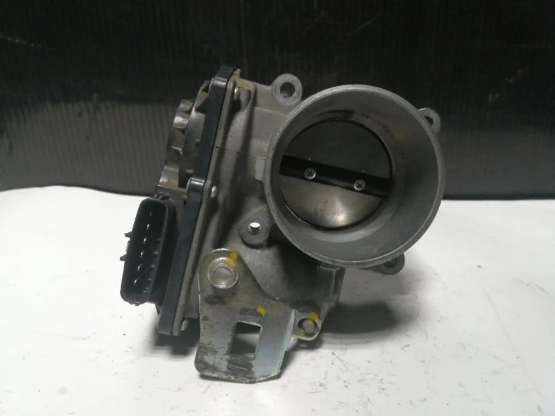 Дроссельная заслонка Mazda Cx-5 2012-2018 PE0113640B KE 2.0
