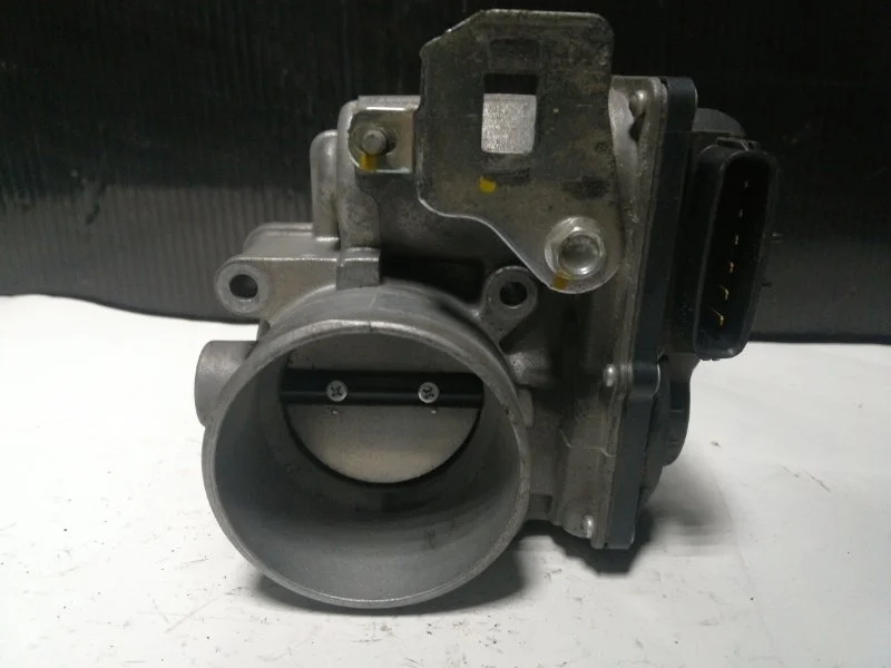 Дроссельная заслонка Mazda Cx-5 2012-2018 PE0113640B KE 2.0