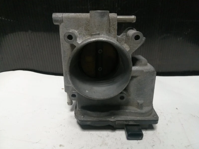 Дроссельная заслонка Mazda 6 2003-2009 L3R413640 GG