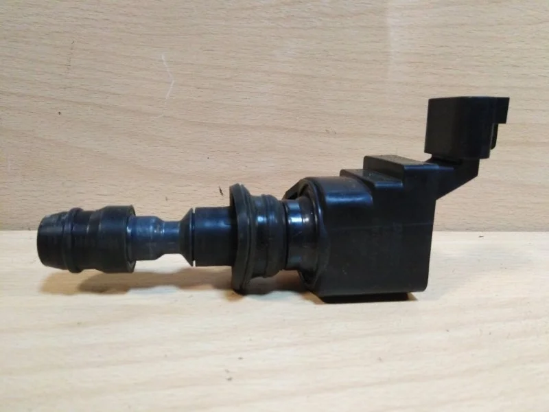 Катушка зажигания Chevrolet Captiva 2011-2016 12638824 C140 2.4