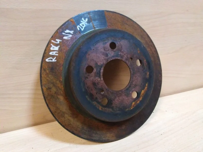 Тормозной диск Toyota Rav4 2014-2019 4243178010 40, задний