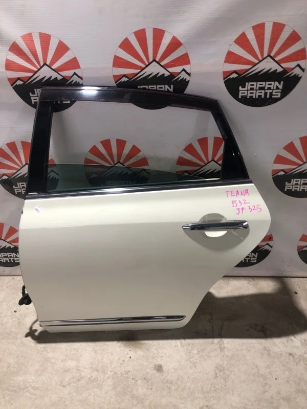 Дверь Nissan Teana H210AJN2MA J32, задняя левая