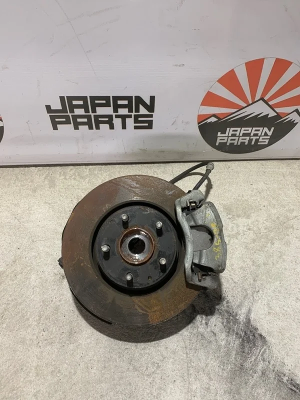 Кулак поворотный Mazda 6 GHP933021 GL, передний правый