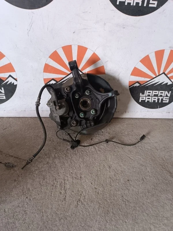 Кулак поворотный Mazda 6 GHP933021 GJ 2.5, передний правый