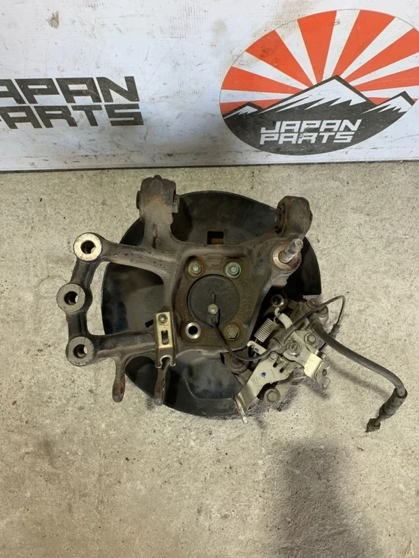 Цапфа Mazda 6 GHP92612X GJ, задняя левая