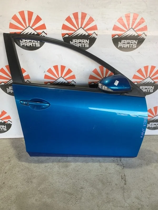 Дверь Mazda 3 BBY95802XF BL, передняя правая