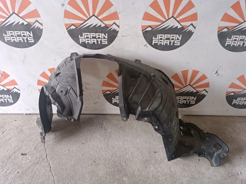 Подкрылок Nissan X-Trail 63843JG00A T31, левый