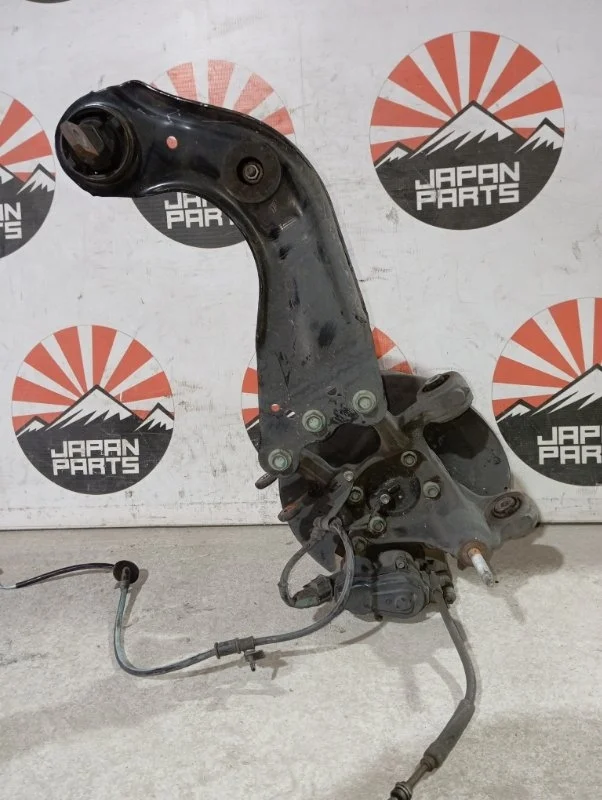 Цапфа Mazda 6 GHP92612X GJ 2.5, задняя левая