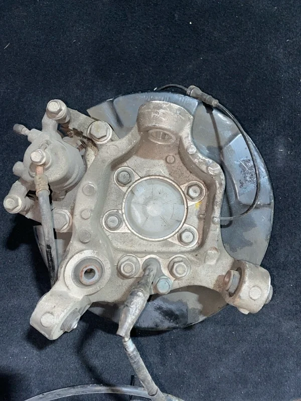 Цапфа Nissan Murano 430181AA0A Z51 2.5, задняя правая
