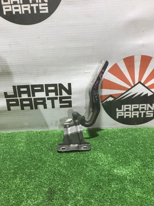 Петля капота Nissan X-Trail 65401JG000 T31 2, правая