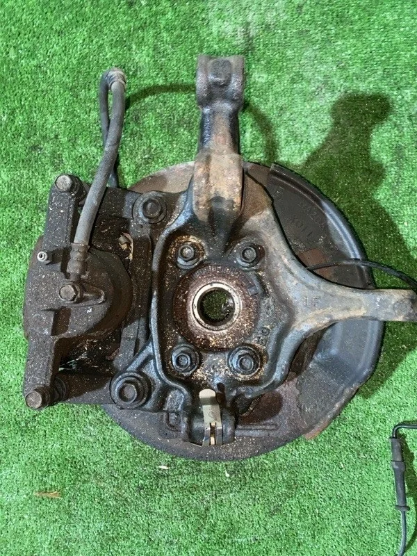 Кулак поворотный Mazda Cx-5 KD3533021 KE, передний правый