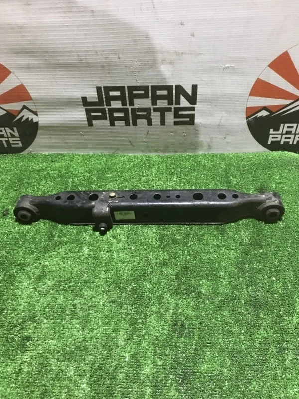 Рычаг поперечный Nissan X-Trail 55110JG000 T31, задний