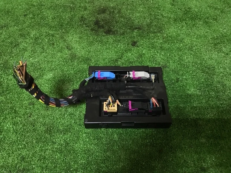 Блок комфорта Audi A5 8K0907064CS 8T