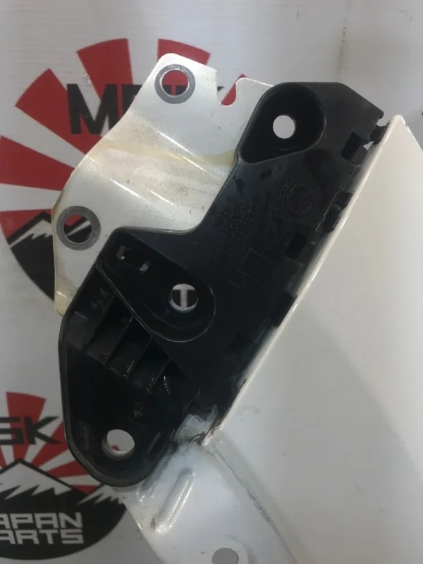 Кронштейн крыла Mazda Cx-5 KD45500U1 KE