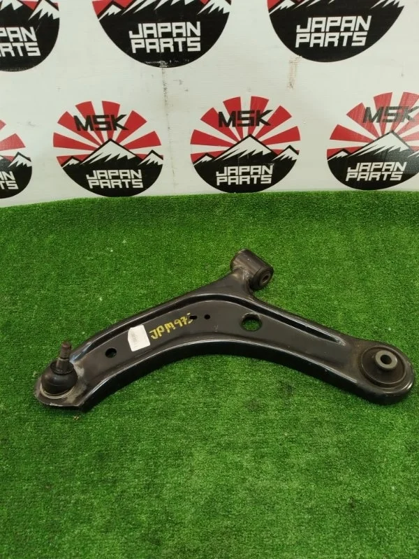 Рычаг Suzuki Vitara 4520261M00, передний левый