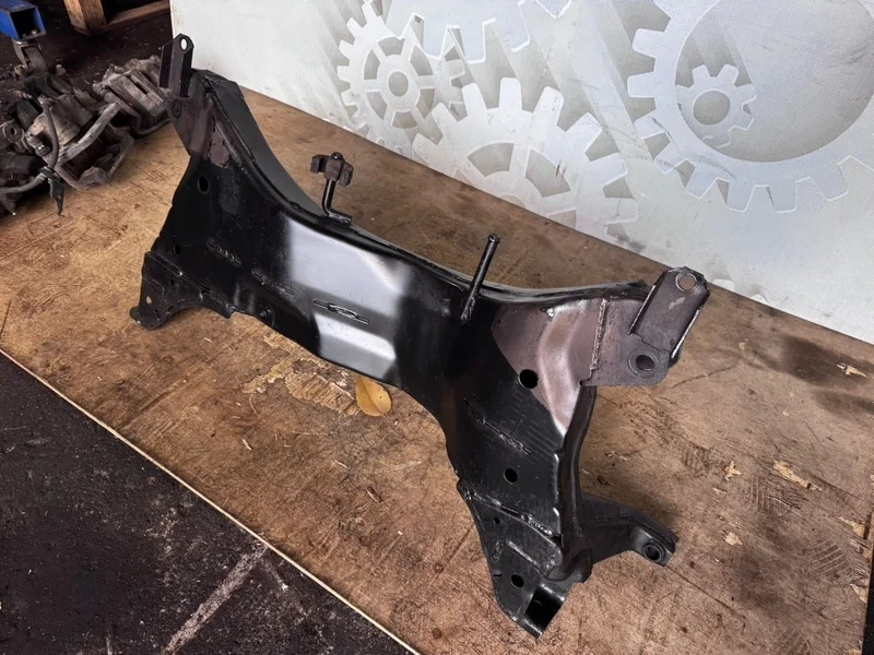 Подрамник Mitsubishi Lancer MR510285 9, передний