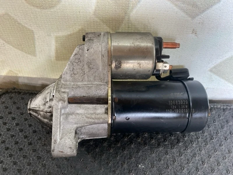 Стартер Mitsubishi Lancer MR994325 9 1.6