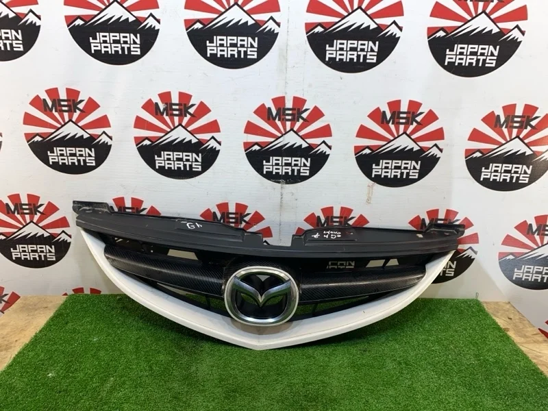 Решетка радиатора Mazda 6 GS1M50712 GH
