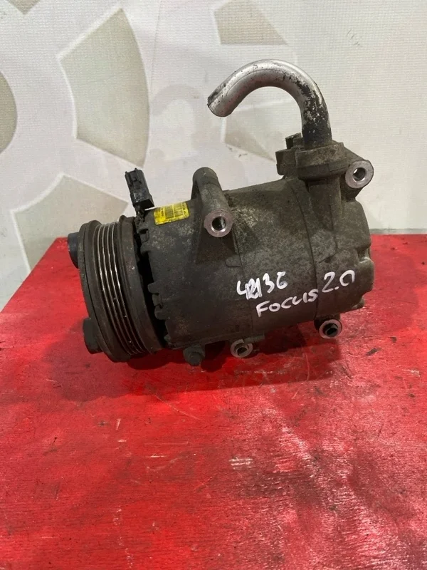 Компрессор кондиционера Ford Focus 6M5H19D629AD 2 2.0