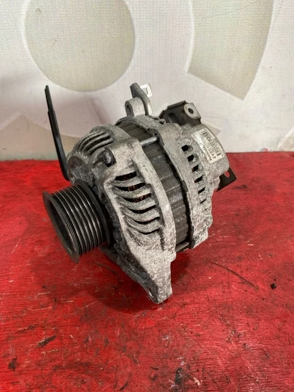 Генератор Honda Civic 31100RNAA01 4D FD1 FD2 FD3 1.8
