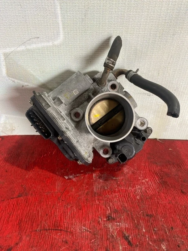Дросельная заслонка Honda Civic 16400RNAA01 4D FD1 FD2 FD3 1.8
