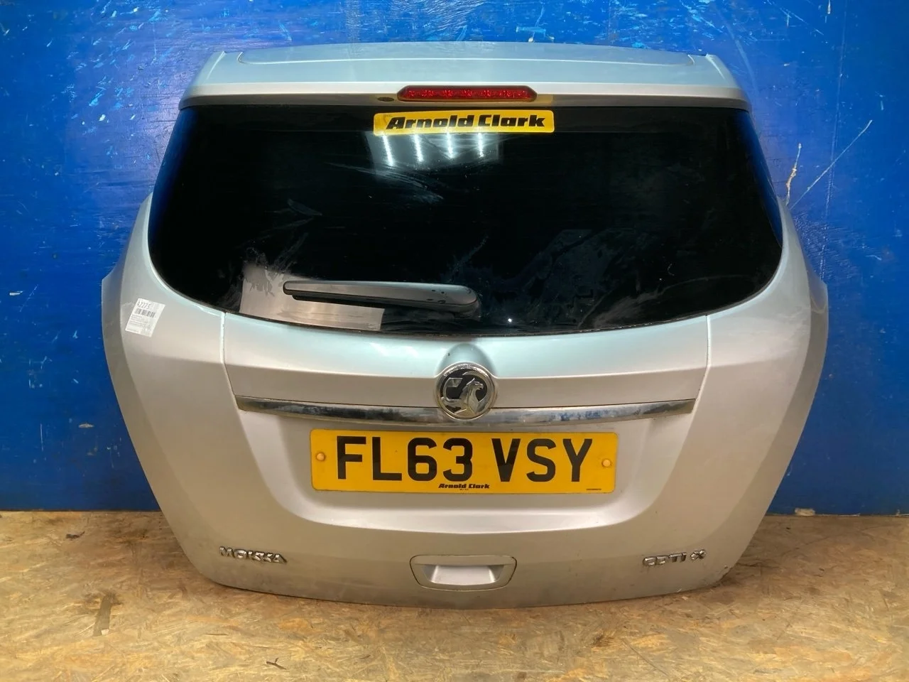 Крышка багажника Opel Mokka 2012-2015 25981261