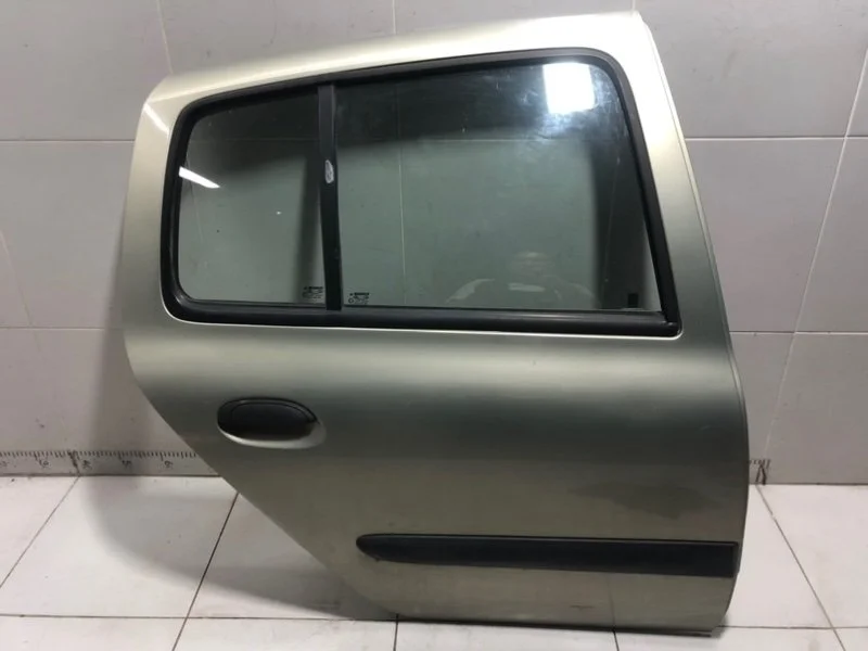 Дверь задняя правая Renault Symbol 1 СЕДАН 1 2004